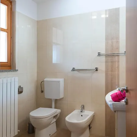 Holiday home Stunning In Hr-52215 With Wifi *