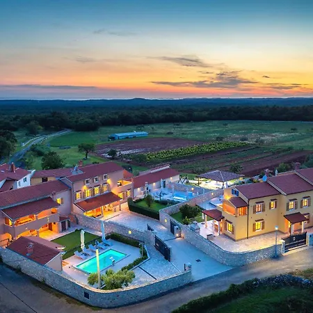 Stunning In Hr-52215 With Wifi Holiday home Vodnjan